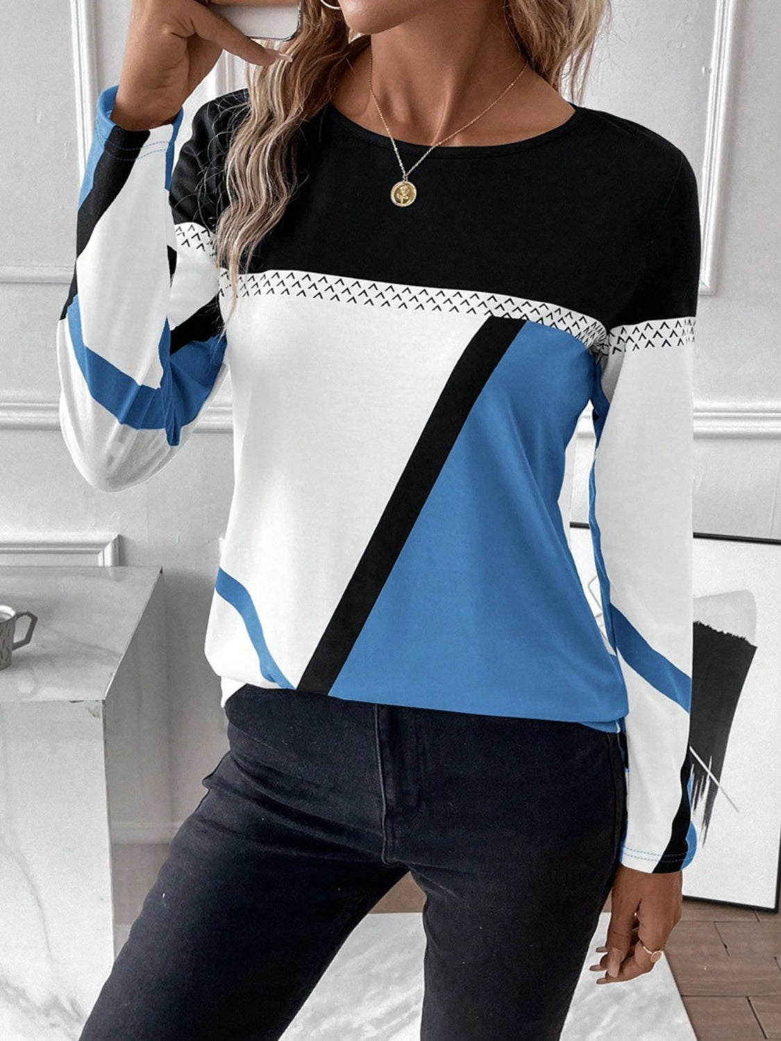 Astoria | Trendy en elegant winter T-shirt