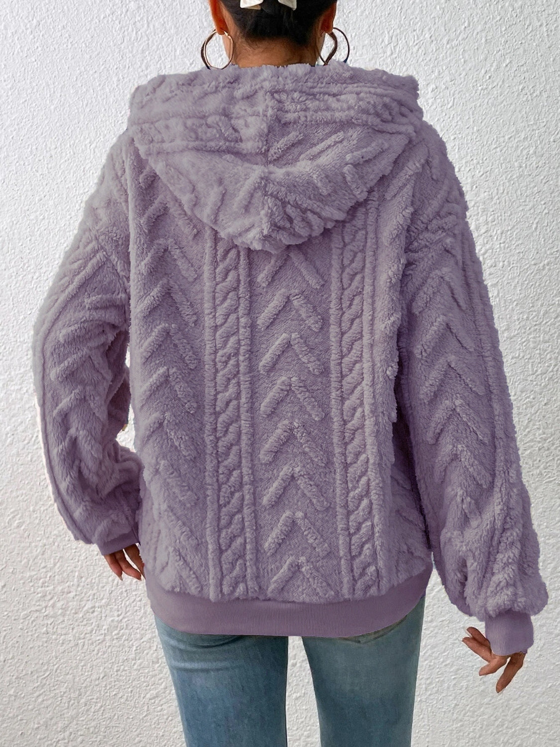 Isabela | Tijdloze en elegante winterhoodie