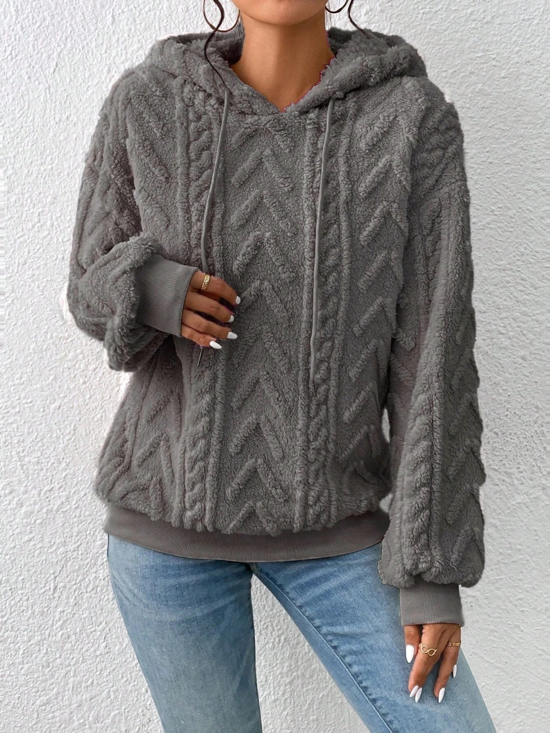 Isabela | Tijdloze en elegante winterhoodie