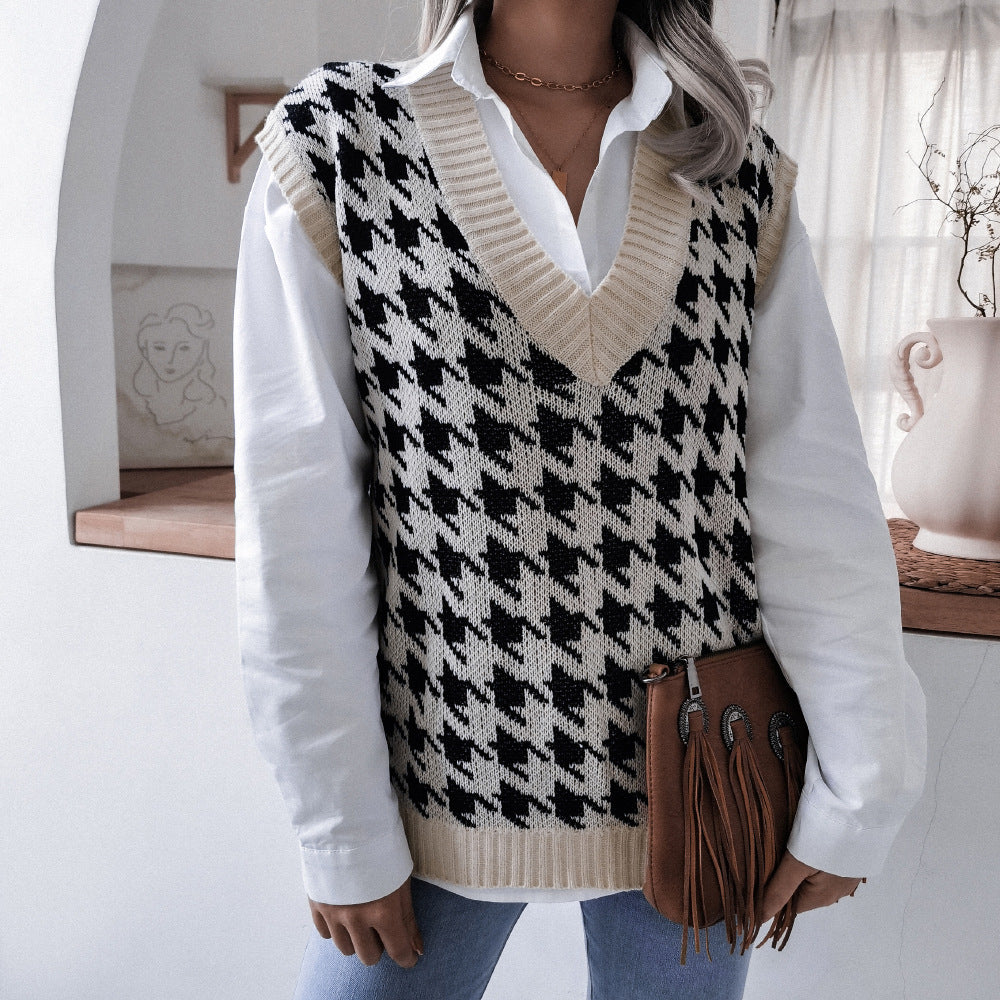 Houndstooth V-Neck Knitted Vest Sweater Waistcoat for Women  S Black 