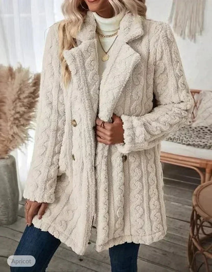 Aadhira | Tijdloos en elegant winterkleed